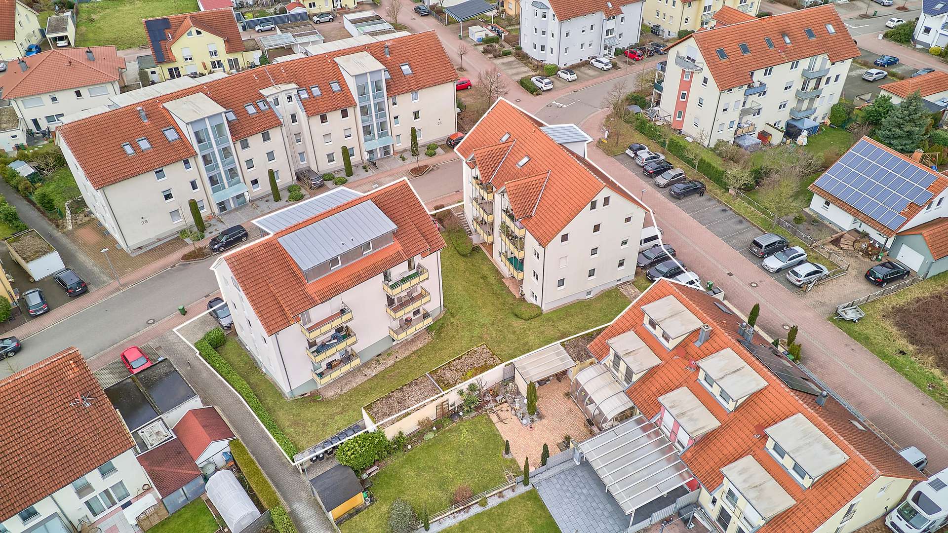 Investmentpaket aus zwei Mehrparteienhäuser mit Mietsteigerungspotenzial, 76877 Offenbach an der Queich, Mehrfamilienhaus