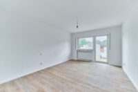 Neu sanierte Wohnung mit großzügigem Balkon und zusätzlicher Loggia - Schlafzimmer