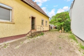 Charakterstarkes Haus mit vielseitigem Ausbaupotenzial - Außenansicht