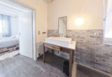 Ihr neues Zuhause: großzügig, ruhig & Natur direkt vor der Tür - Badezimmer