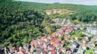 Familienfreundliches Wohnen: Einfamilienhaus im grünen mit schöner Aussicht - Drohnenaufnahme