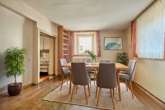 Familienfreundliches Wohnen: Einfamilienhaus im grünen mit schöner Aussicht - Esszimmer -  Digitales Staging