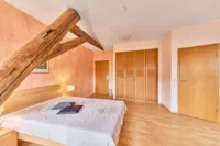 Repräsentatives Wohn- und Geschäftshaus in 1A-Ortskernlage mit ca. 8,6% Nettorendite! - Apartment 1 - 2. OG