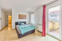Repräsentatives Wohn- und Geschäftshaus in 1A-Ortskernlage mit ca. 8,6% Nettorendite! - Pächterwohnung 1. OG