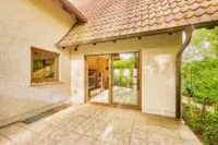 Wohnen am Feldrand – freistehendes Einfamilienhaus mit separater Einliegerwohnung - Terrasse