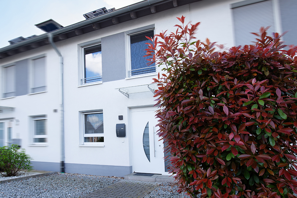 Sofort bezugsfertiges Reihenmittelhaus mit zwei Stellplätzen in Neuhofen, 67141 Neuhofen, Reihenmittelhaus