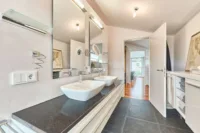 Ein Haus für die schönsten Jahre - elegant, privat & unabhängig - Badezimmer