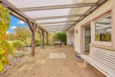 Zeitlos wohnen am Naturrand – Einfamilienhaus mit Bauplatz - Terrasse