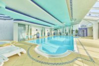 Exklusive Luxusresidenz mit Privatpark, eigenem Spa und höchstem Wohnkomfort - Schwimmbad