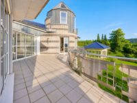 Exklusive Luxusresidenz mit Privatpark, eigenem Spa und höchstem Wohnkomfort - Balkon
