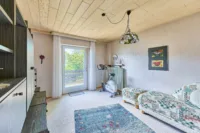 Großzügiges Zuhause mit sonniger Terrasse und liebevoll angelegtem Garten - Gästezimmer/ Kinderzimmer