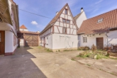 Fachwerkanwesen mit Nebengebäude & großem Garten - Hof