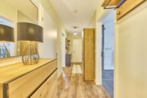 Raum für Ruhe und Stil - Moderne 3-Zimmer-Wohnung mit privatem Garten - Flur