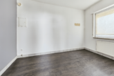 Modernisiertes Wohn- & Geschäftshaus mit ausgebauten Dachgeschoss sowie Nebengebäude - Arbeitsraum Laden
