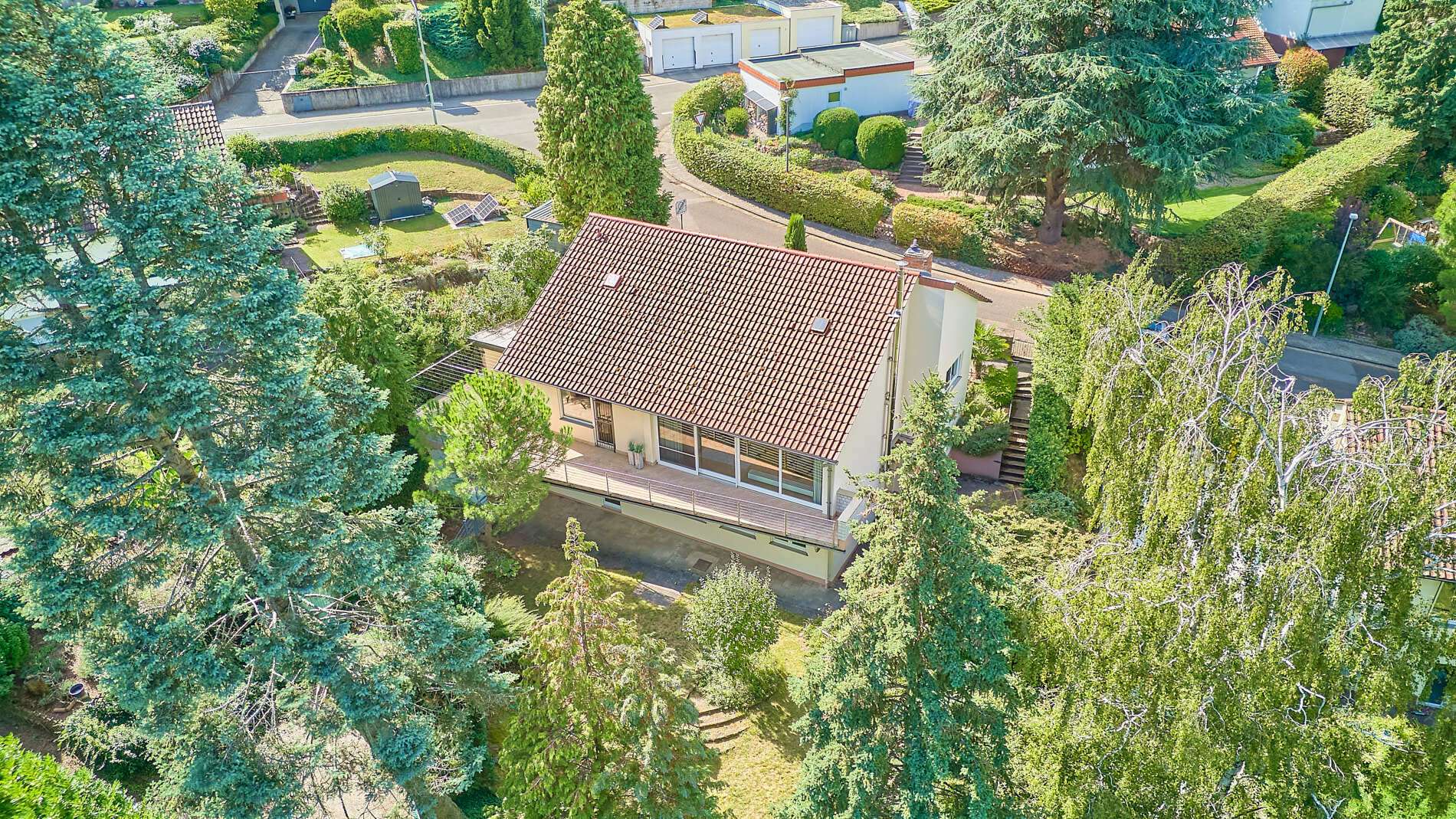 Repräsentatives Architektenhaus mit imposantem Garten & Einliegerwohnung in absoluter Spitzenlage, 67434 Neustadt an der Weinstraße, Einfamilienhaus