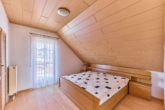 Charmantes Zuhause mit viel Licht, Wintergarten & weitläufigem Außenbereich - Schlafzimmer