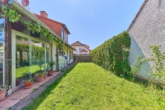 Charmantes Zuhause mit viel Licht, Wintergarten & weitläufigem Außenbereich - Garten