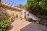 Einfamilienhaus mit Einliegerwohnung und terrassiertem Garten mit Blick über Neustadt - Hof