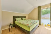 Modernes Zuhause mit lichtdurchflutetem, offenem Raumkonzept & besonderem Gartenambiente - Schlafzimmer
