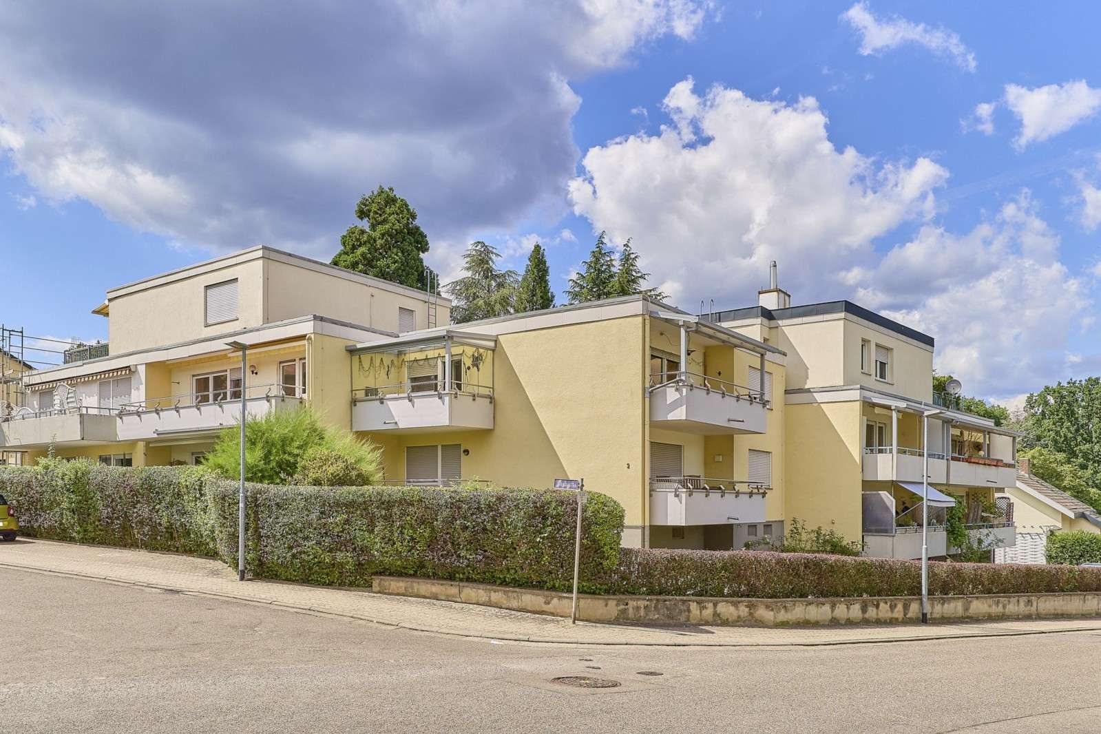 Neu renovierte Wohnung mit großzügigem Balkon und zusätzlicher Loggia, 76887 Bad Bergzabern, Etagenwohnung