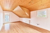 Ein Zuhause für die ganze Familie mit hellen Räumen, Vollunterkellerung & traumhaftem Garten - Büro