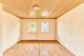 Ein Zuhause für die ganze Familie mit hellen Räumen, Vollunterkellerung & traumhaftem Garten - Schlafzimmer