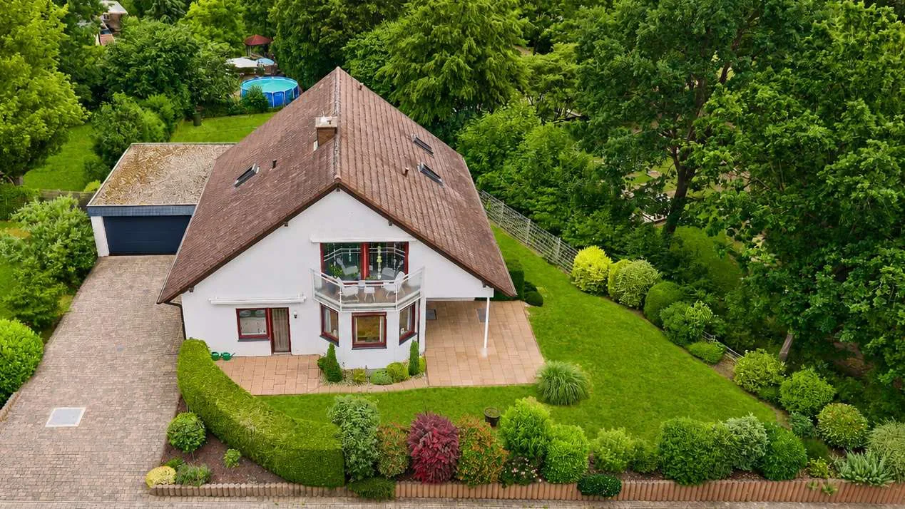 Wohnen mit Mehrwert: Einfamilienhaus mit Einliegerwohnung, 67434 Neustadt an der Weinstraße, Einfamilienhaus