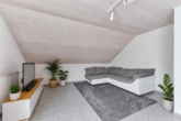 Wohnen mit Mehrwert: Einfamilienhaus mit Einliegerwohnung - Wohnzimmer_ELW