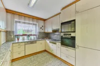 Wohnen mit Mehrwert: Einfamilienhaus mit Einliegerwohnung - Küche