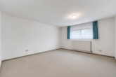 Wohnen mit Mehrwert: Einfamilienhaus mit Einliegerwohnung - Schlafzimmer_KG