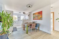 Freiraum über den Dächern: lichtdurchflutete Dachgeschosswohnung mit offenem Wohnkonzept: lich - Esszimmer / Küche
