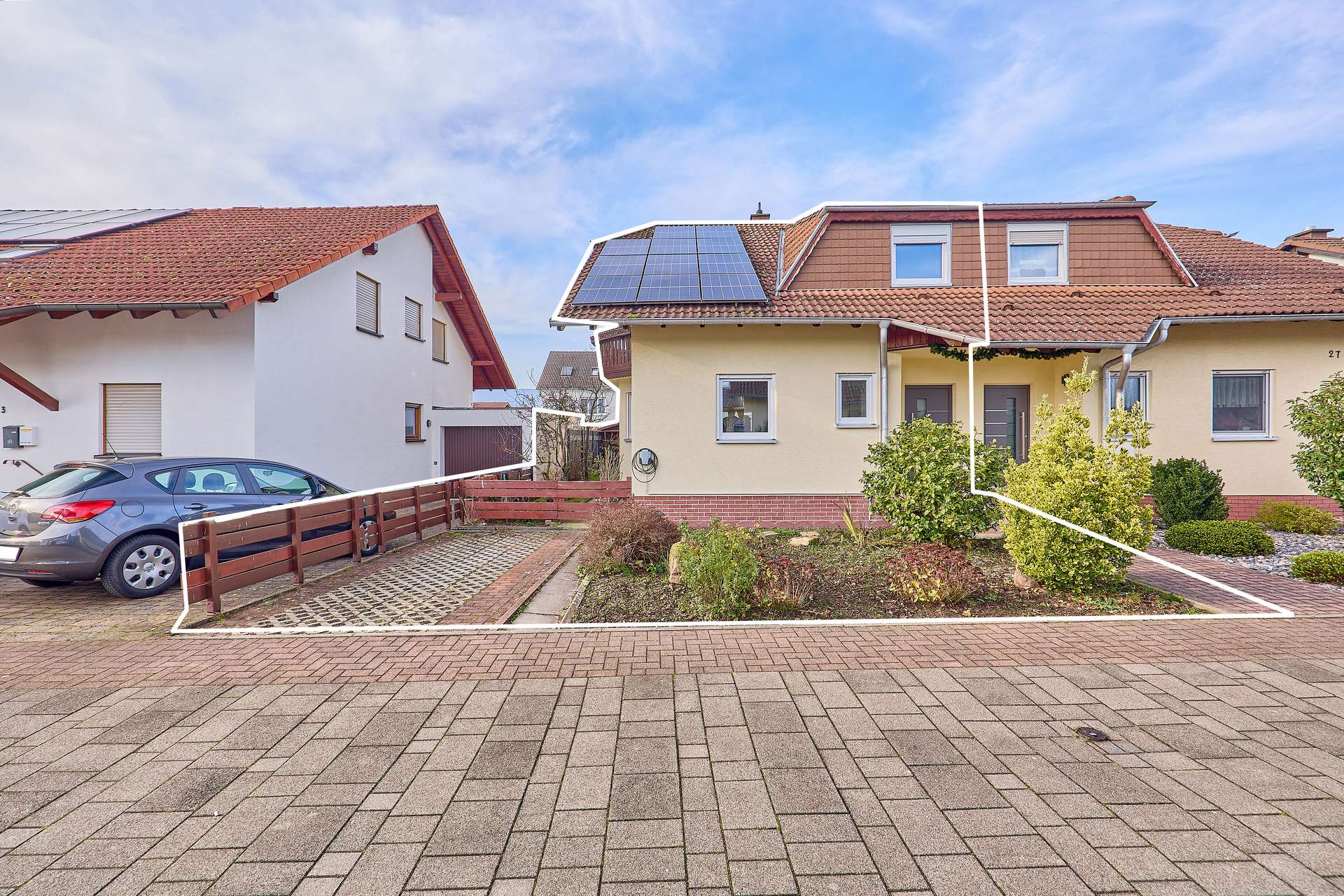 Exklusive Doppelhaushälfte: Kernsaniert 2025 mit Photovoltaik, Wallbox und Neubauküche, 67433  Neustadt, Doppelhaushälfte