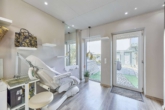 Vielseitig nutzbares Designhaus mit elegantem Outdoor-Living - Kosmetikstudio