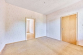 Raum für Ihre Vision - Mehrfamilienhaus oder Abrissgrundstück mit erheblichem Baupotenzial - Wohnzimmer Wohnung I