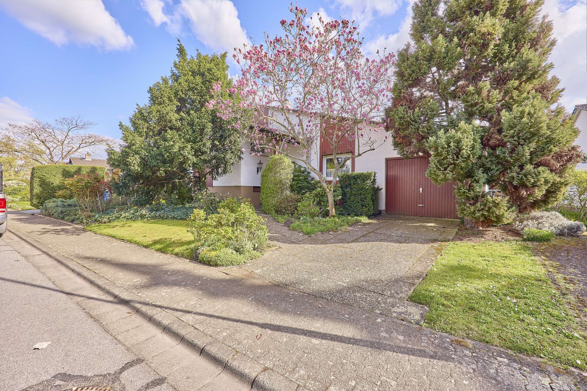 Wohnqualität trifft Natur – Ihr Einfamilienhaus in ruhiger & begehrter Lage, 67157 Wachenheim an der Weinstraße, Einfamilienhaus