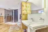 Exklusives Architektenhaus in ökologischer Bauweise und hochwertiger Bauausführung - Badezimmer KG