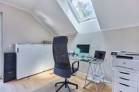 Elegantes Architektenhaus mit optimaler Raumaufteilung vereint Design, Komfort & Natur - Büro