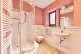 Historisches Stadthaus mit besonderem Charme und modernen Möglichkeiten - Badezimmer EG