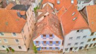 Historisches Stadthaus mit besonderem Charme und modernen Möglichkeiten - Drohnenaufnahme