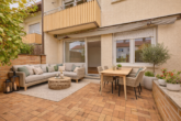 Ihr Weg ins Eigenheim – Reihenmittelhaus für Paare und Familien - Terrasse & sonniger Garten - Terrasse - digitales staging
