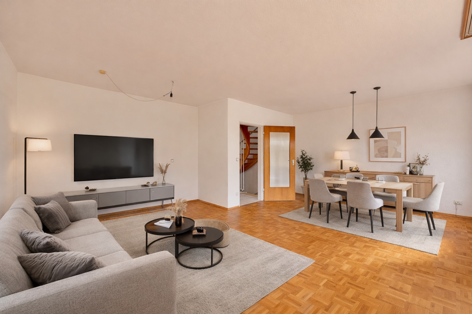 Ihr Weg ins Eigenheim – Reihenmittelhaus für Paare und Familien – Terrasse & sonniger Garten,  67433  Neustadt an der Weinstraße, Reihenmittelhaus