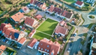 Flexibler Bauplatz in begehrter Lage – ideal für Einfamilienhaus oder Doppelhaushälfte - Drohnenaufnahme