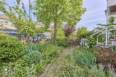 Einziehen & Wohlfühlen: Stilvolles Wohnen mit Gartenparadies - Vorgarten