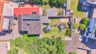 Teilsaniertes Einfamilienhaus mit Gartenidylle in zentraler Lage - Drohnenaufnahme
