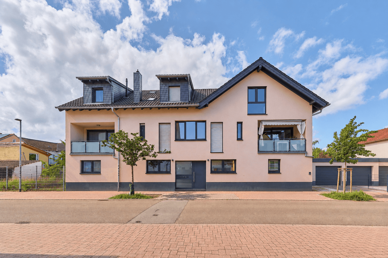 Stilvolle Maisonette-Wohnung mit moderner Ausstattung, Balkon und Garage, 67454 Haßloch, Maisonettewohnung
