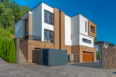 Luxuriöse Villa der Extraklasse - Eleganz, Raum und vollendete Architektur - Hausansicht