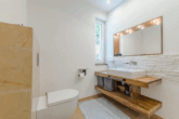Luxuriöse Villa der Extraklasse - Eleganz, Raum und vollendete Architektur - Bad en Suite