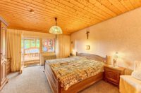 Ihr Rückzugsort im Grünen: Charaktervolles Zuhause mit weitläufigem Garten - Schlafzimmer
