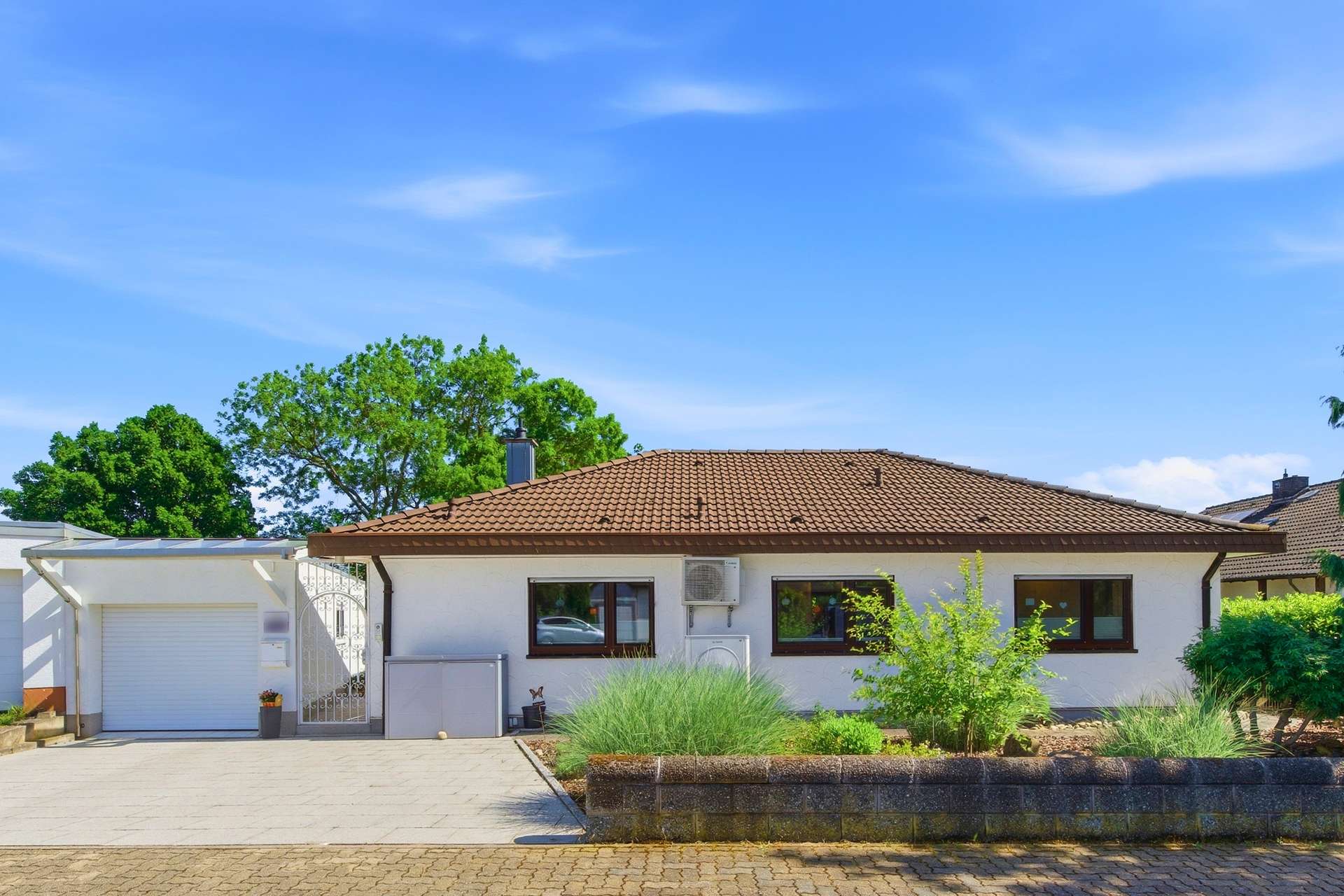 Wohnen auf einer Ebene – Bungalow mit sonnigem Traumgarten, 67435 Neustadt an der Weinstraße, Bungalow