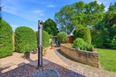 Wohnen auf einer Ebene – Bungalow mit sonnigem Traumgarten - Garten